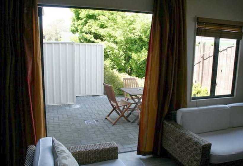 Студио Executive, Harvest Lodge Motel