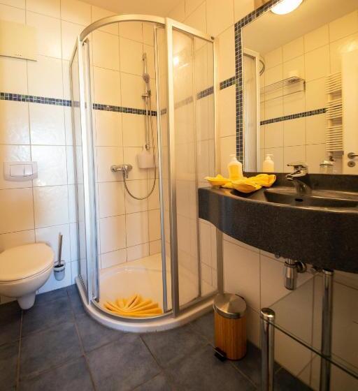 Номер Стандарт Индивидуальный с Балконом, Pension Erdmann   Hotel Garni
