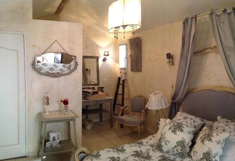 Номер Basic, Le Moulin De Sonnailles