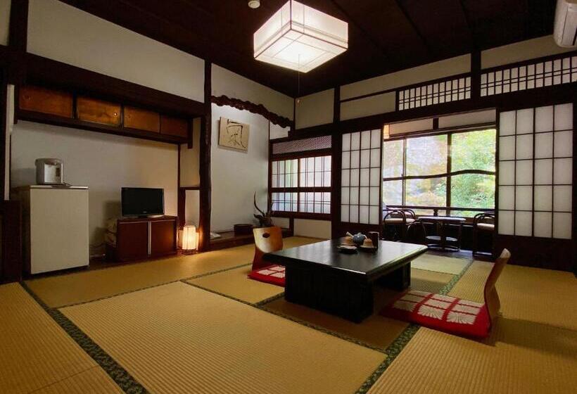 Номер Стандарт, Ryoso Kawaguchi