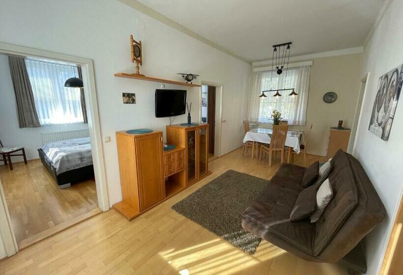 آپارتمان 1 خوابه با بالکن, Gästehaus Gertrude