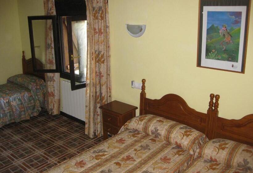 Номер Стандарт Трехместный, Posada La Ceña