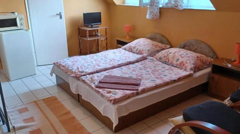 标准间, Tarr Tímea Apartmanok