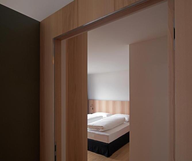 Апартаменты 2 Спальни, Residence Larciunei