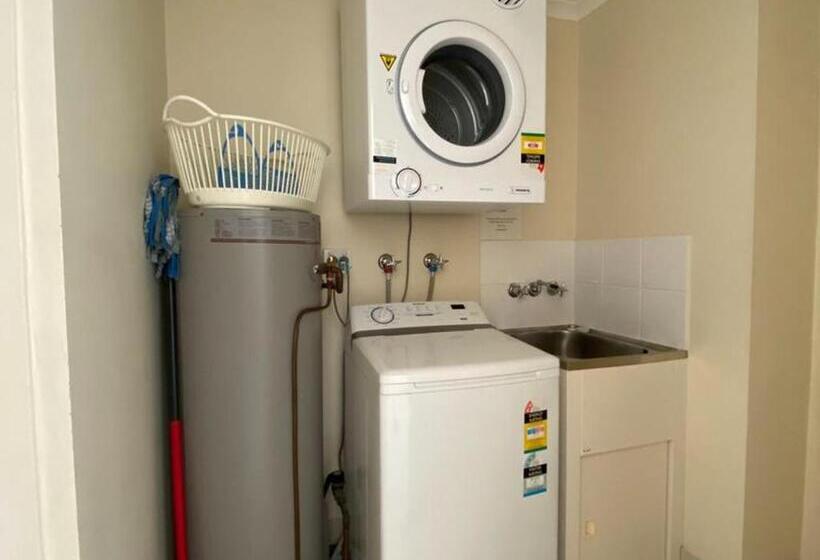 침실 1개 풀장 전망 아파트, Sunshine Towers Boutique Apartments