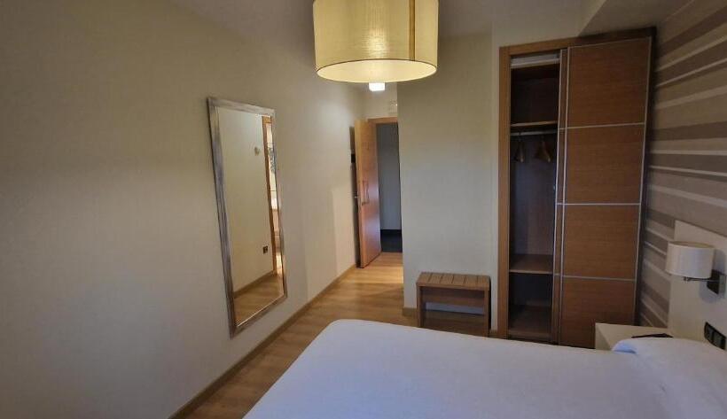 غرفة قياسية, Pr Casa Savi