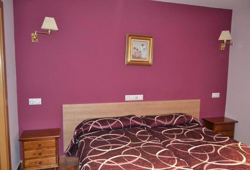 اتاق استاندارد, Hostal Arévacos