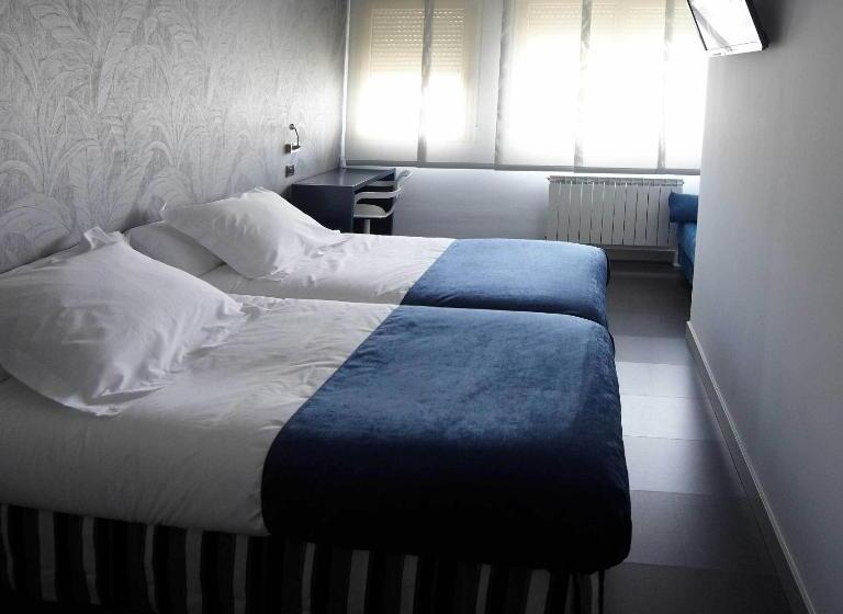 标准间, Hostal Averroes
