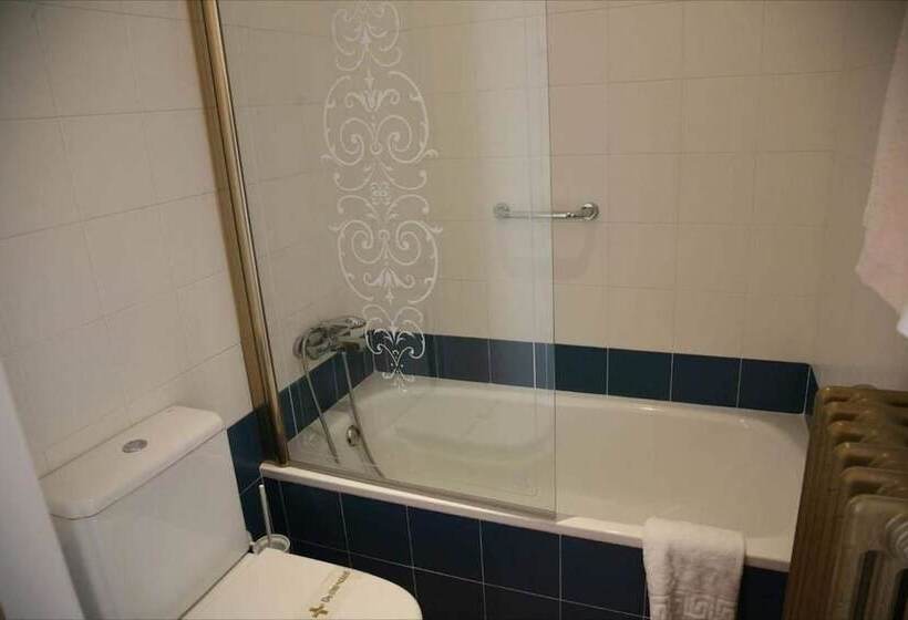 Номер Стандарт, Hostal La Fuente