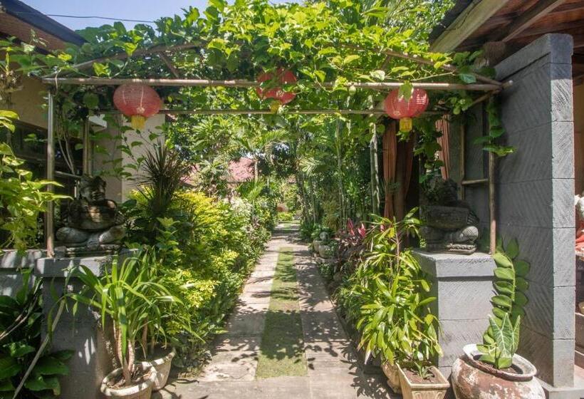 Номер Superior, Giri Sari Guest House Pemuteran Bali