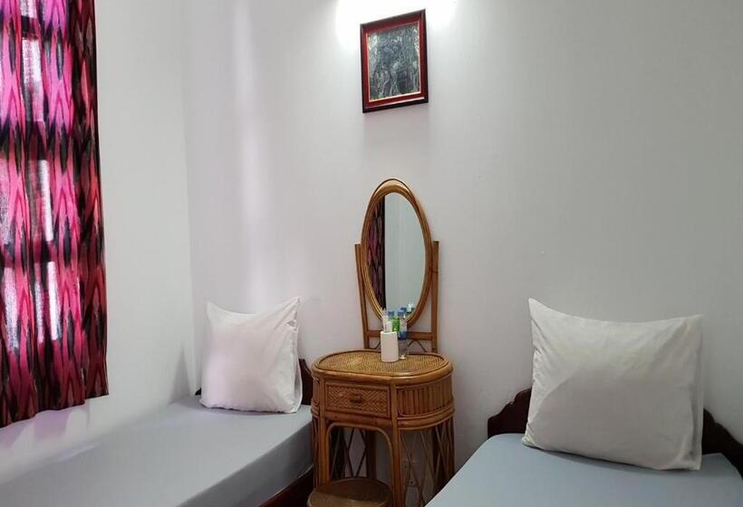 Номер Economy, Smiley's Guesthouse