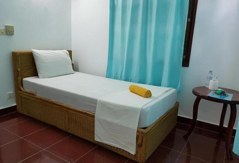 Номер Economy Индивидуальный, Smiley's Guesthouse