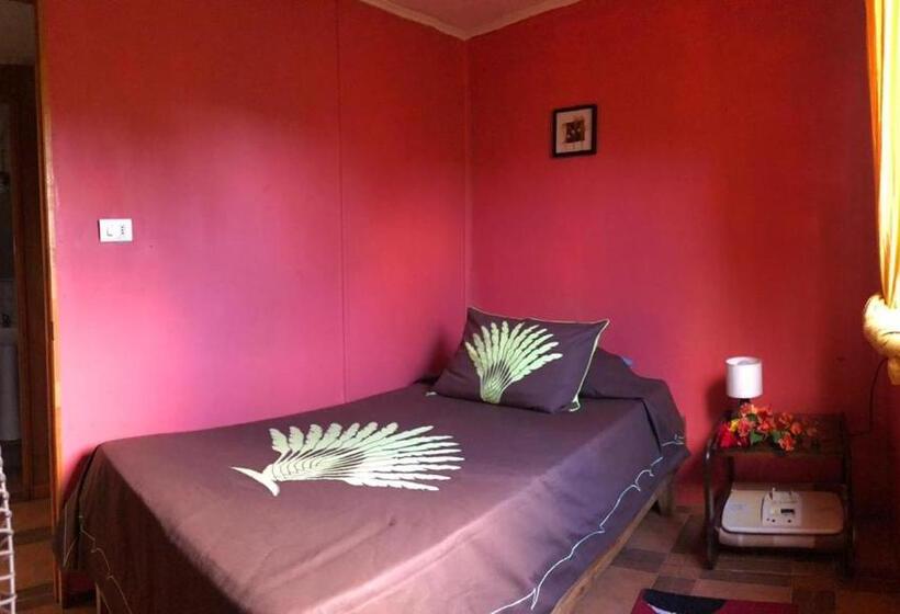 اتاق استاندارد یک تخته با سرویس بهداشتی مشترک, Hostal Vaihere