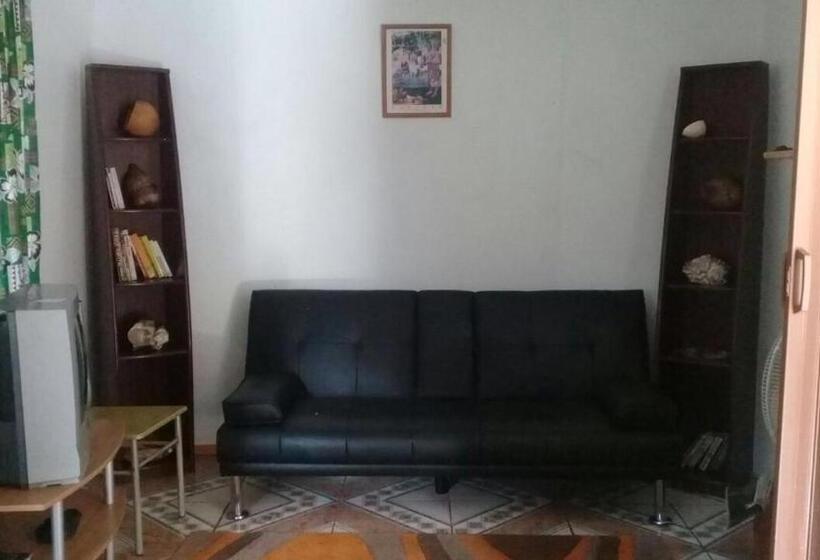 تختخواب در اتاق مشترک, Hostal Vaihere