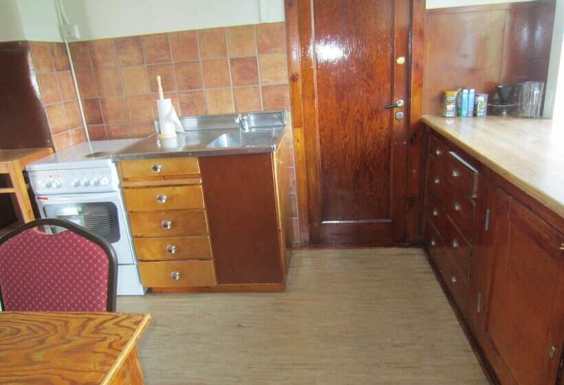 اتاق استاندارد, Nes Guesthouse