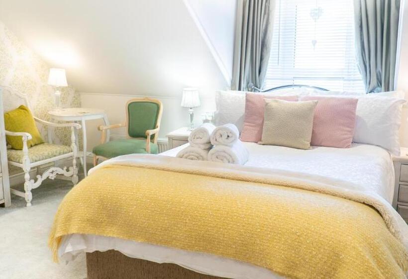 Номер Стандарт, Trefoil Guest House