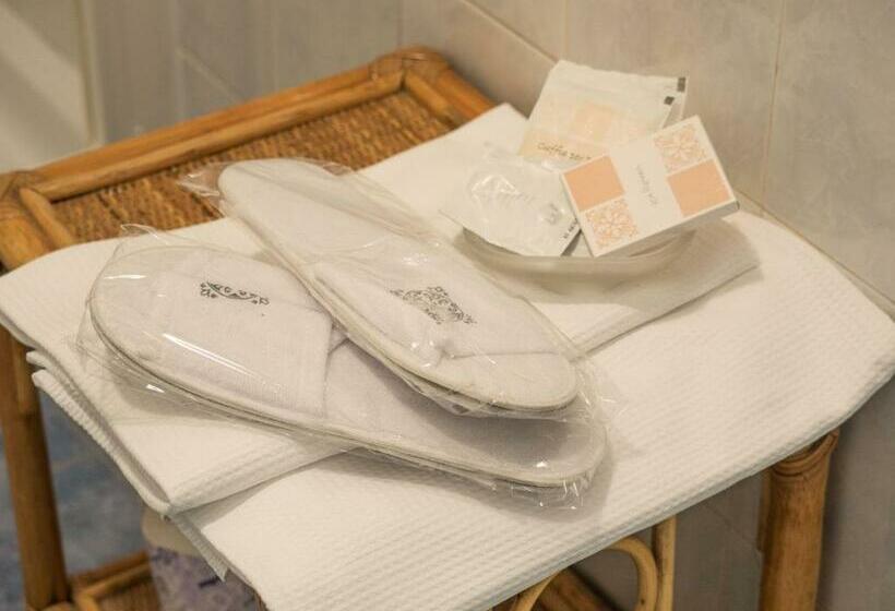 اتاق استاندارد, Camere Fontanavecchia