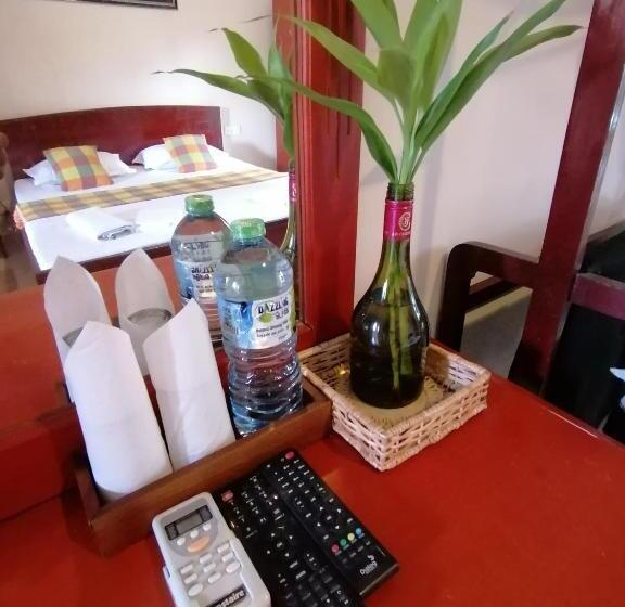 Quarto Triplo Deluxe, Green Land Guest House