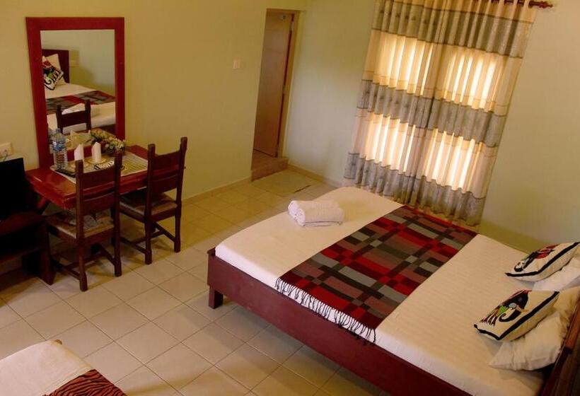 Quarto Triplo Deluxe, Green Land Guest House