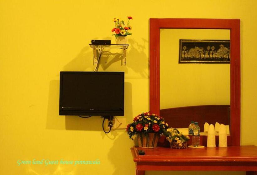 Трехместный Номер Deluxe, Green Land Guest House