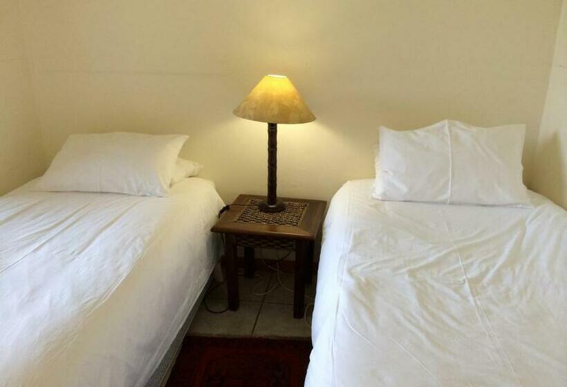 اتاق خانوادگی, Mountain Dew Guest House