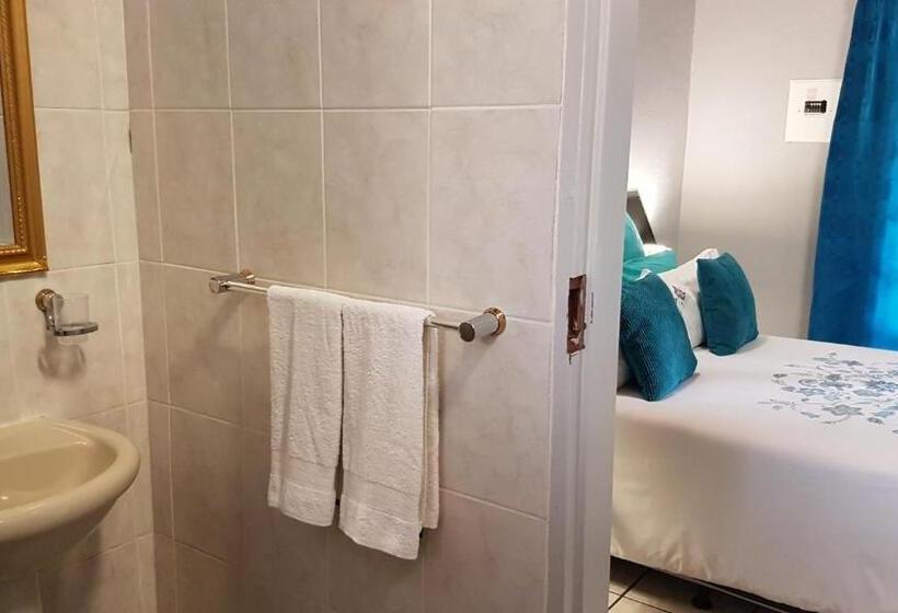 Семейный Номер, Siesta Guest House