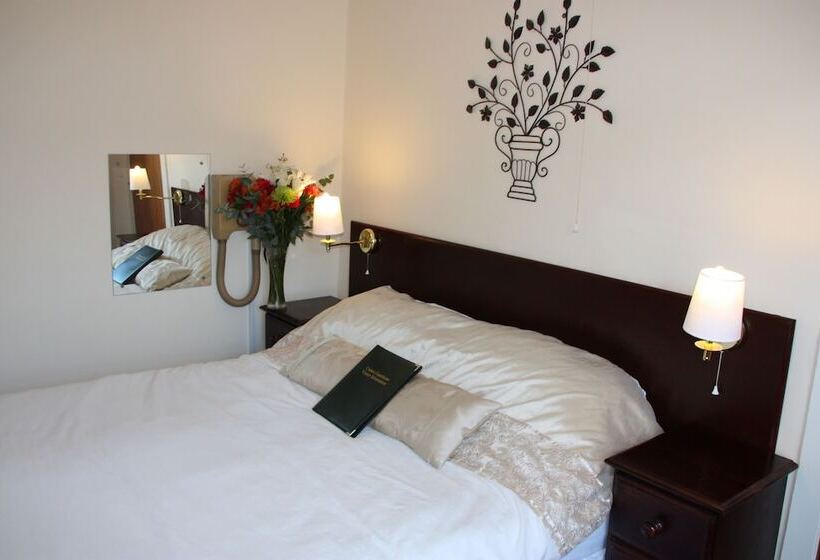 Номер Стандарт, Cedars Guesthouse