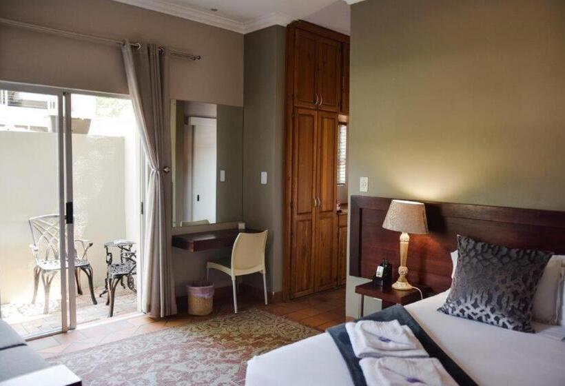 Семейный Номер, Elegant Lodge & Conference Center