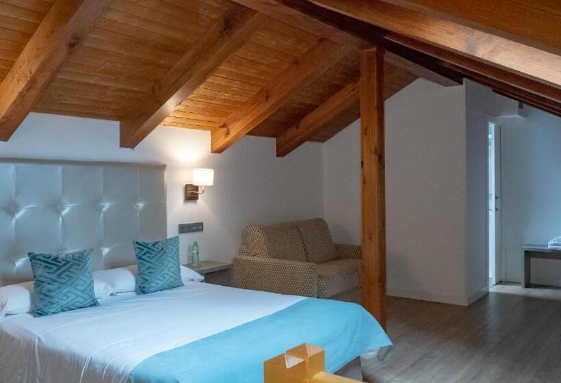 家庭间, Hab Urban Hostel
