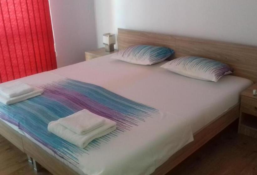 Номер Стандарт с Террасой, Guest House Nedelchevi