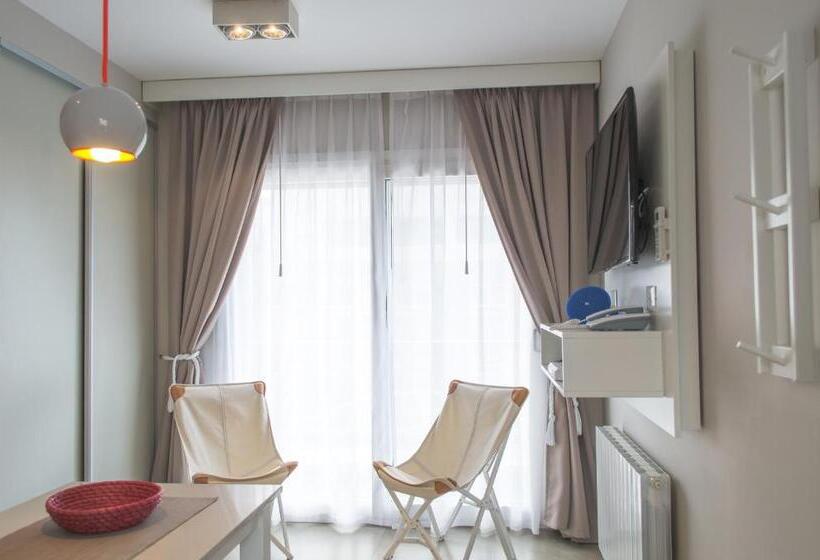 스탠다드 스튜디오, Almarena Apart & Hotel Boutique