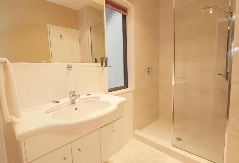 Апартаменты 2 Спальни, Randolph Motel Apartments