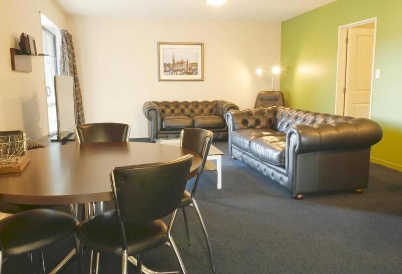 Апартаменты Deluxe 2 Спальни, Randolph Motel Apartments