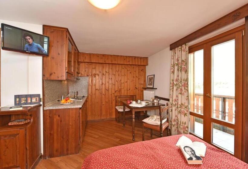 스탠다드 스튜디오, Residence Castelli