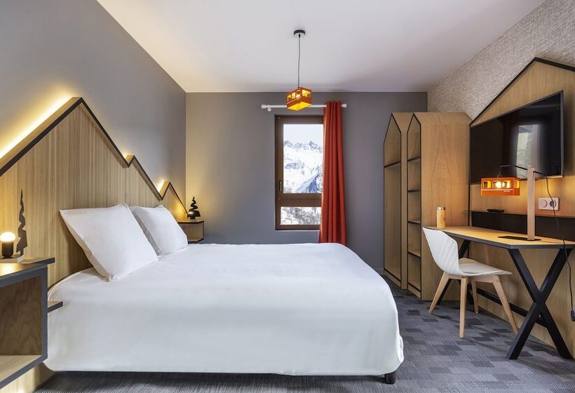 اتاق کلاب, Base Camp Lodge   Bourg Saint Maurice