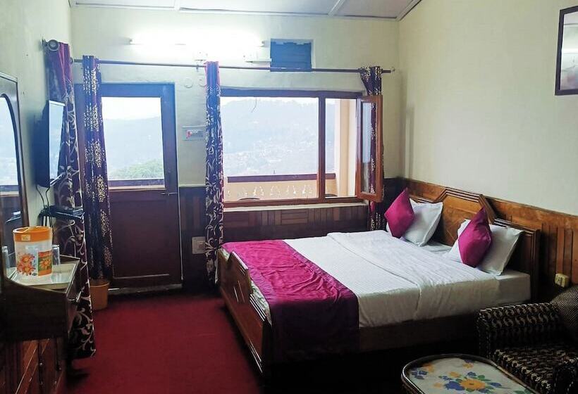 Номер Deluxe, Goroomgo Tribhuwan Ranikhet