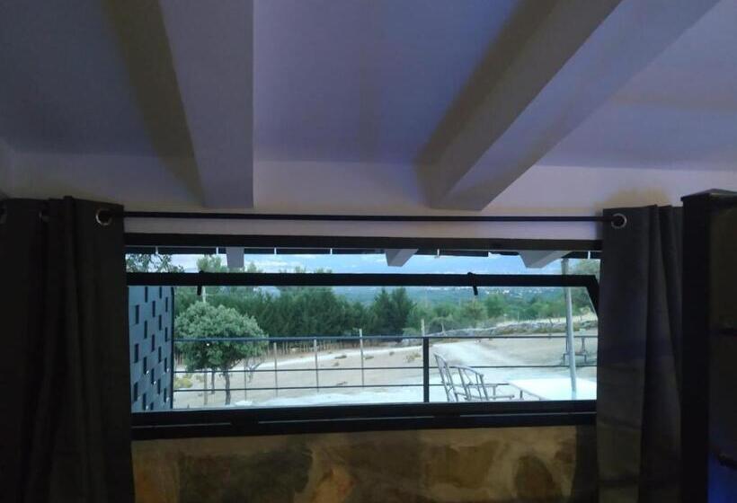 Люкс с Бассейном, Posada Rural Spa Granja La Tejera De Lozoya