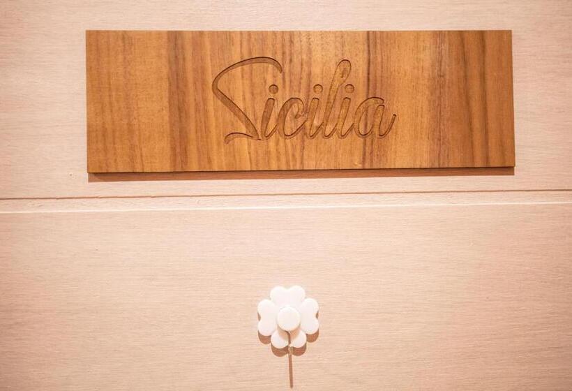 חדר סטנדרט נוף לבריכה, Orchid Luxury Boutique Guesthouse