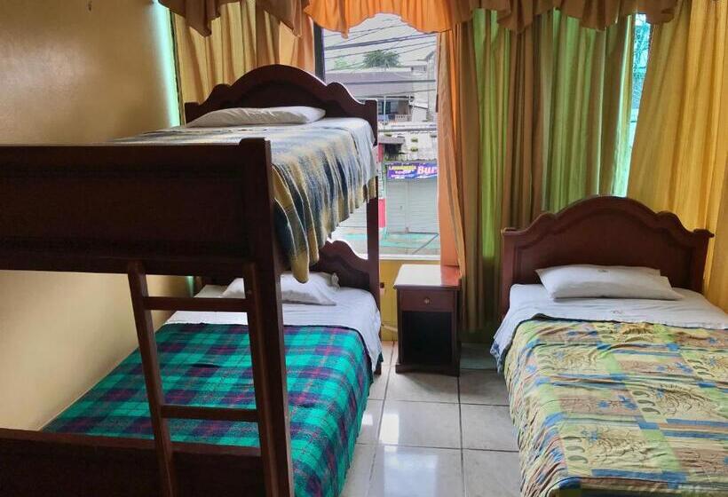 4인용 수피리어 룸, Kanoas Hostal