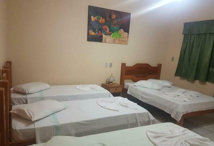 Quarto Quádruplo Estandar, Turismo