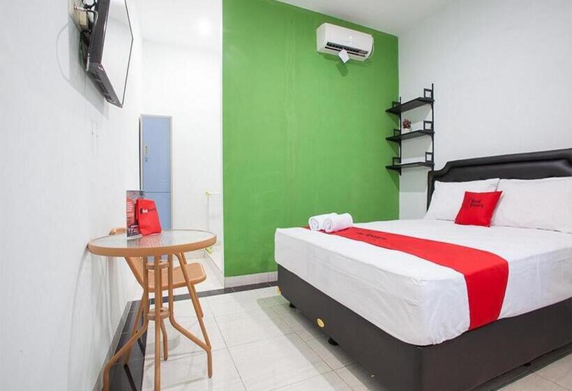 Номер Стандарт, Reddoorz Syariah Near Dbl Arena 2