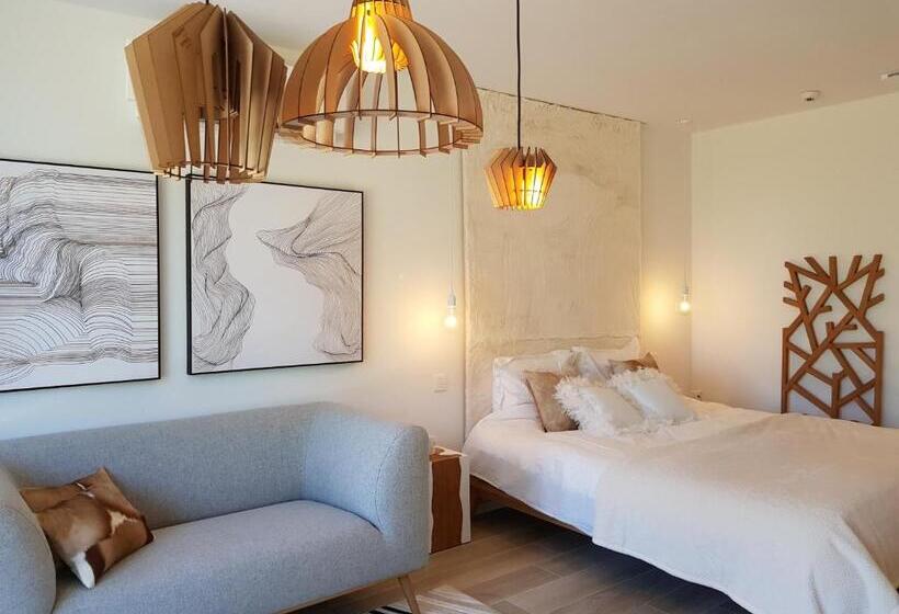 带大床的标准间, Akemi B&b