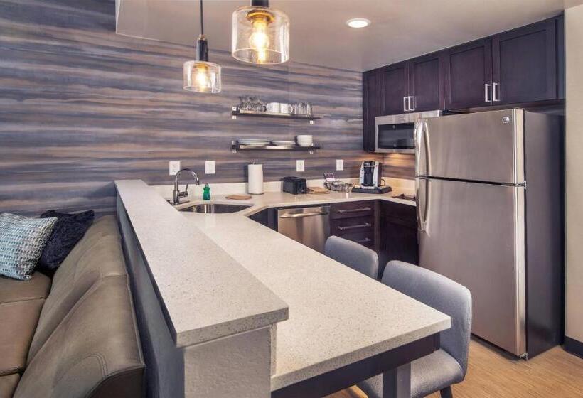 스위트 킹사이즈 침대, Residence Inn Fulton At Maple Lawn