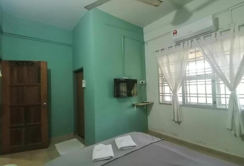 Номер Стандарт, Fbs Inn Dungun