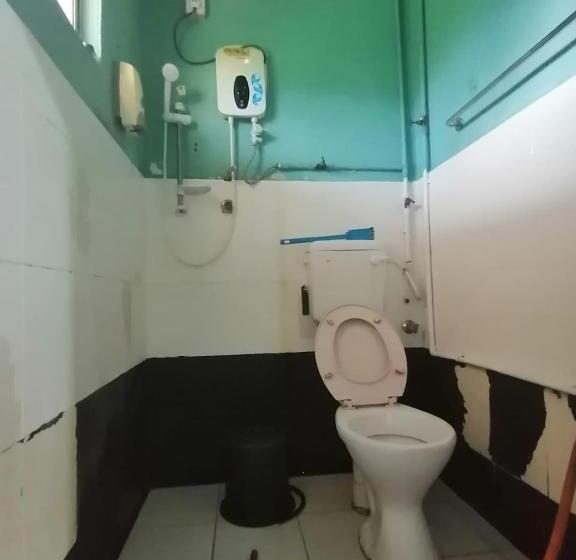 Номер Стандарт Трехместный, Fbs Inn Dungun