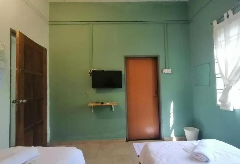 Номер Стандарт, Fbs Inn Dungun