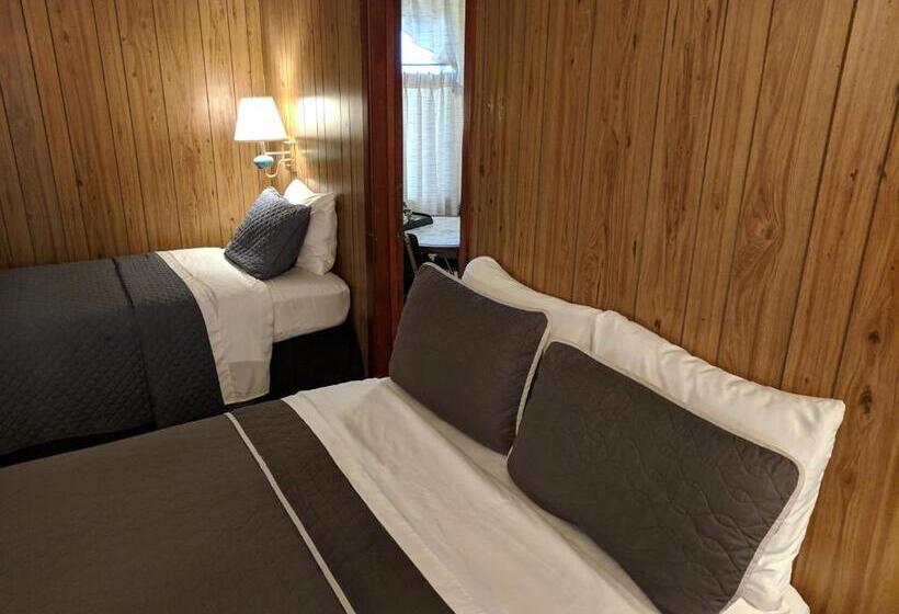 Семейный Номер, Lakeview Motel