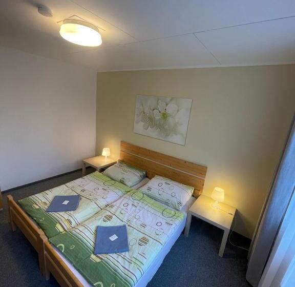Номер Стандарт, Hostel U Sv. štěpána