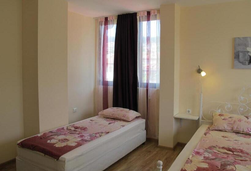 Номер Стандарт, Guest House & Bistro Lefterova