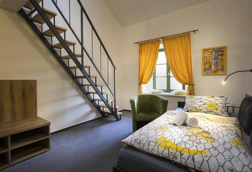Одноместный Номер Вид на Сад, Wellness Hotel Lihovar
